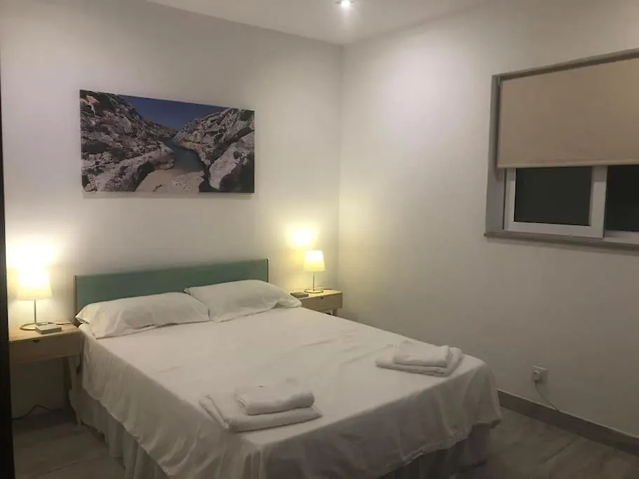 Seafront, 2 Bed Apartment In Quiet Central Area Pembroke